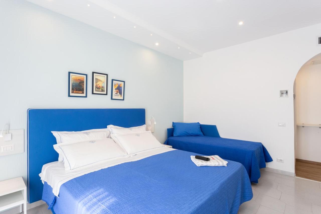 Tofani Apartment - Luminoso Con Terrazzo Panoramico Sorrento Luaran gambar