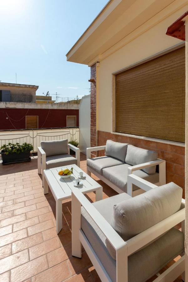 Tofani Apartment - Luminoso Con Terrazzo Panoramico Sorrento Luaran gambar